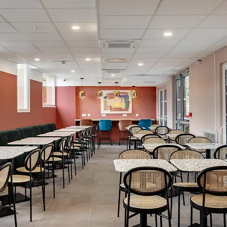 Montempo Gares شقة فندقية